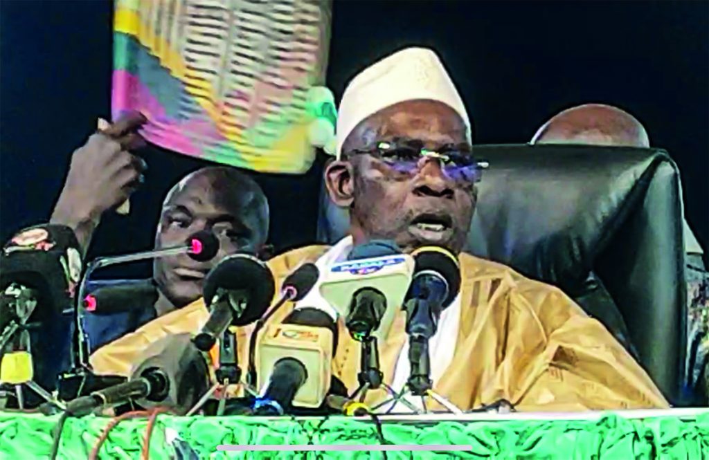 CHÉRIF OUSMANE MADANI HAIDARA LORS DE LA CÉLÉBRATION DU MAOULOUD BAPTÊME : 